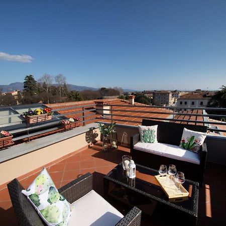 Rooftop Delight With Terrace Лукка Экстерьер фото